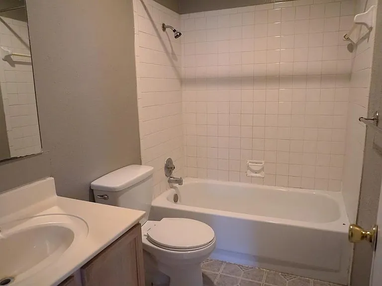 6320 Waddesdon Wood — Photo 20