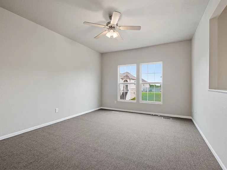 10337 Parkview Ave #10337 — Photo 3