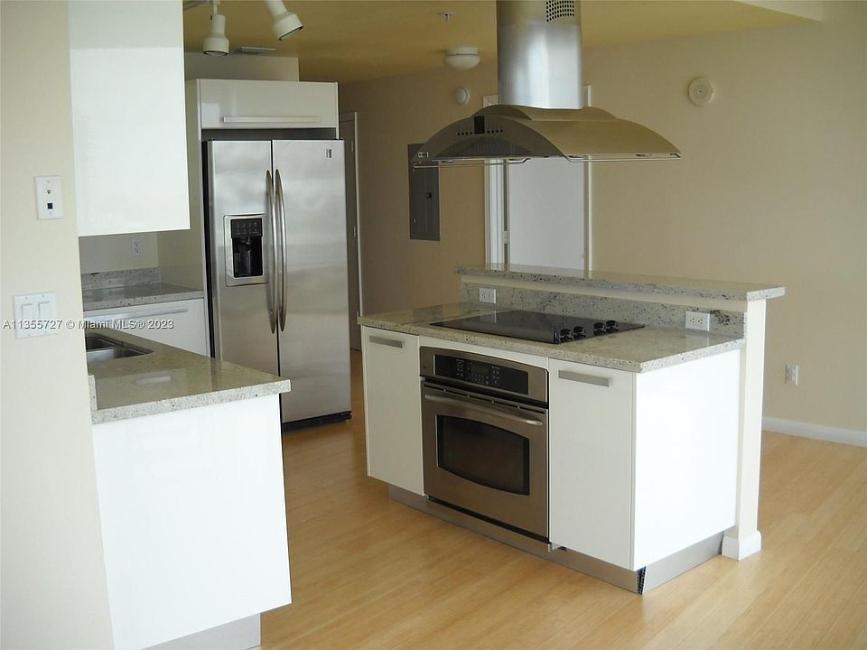 1st image of 601 NE 36th St APT 1701