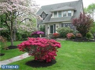 1374 W Indian Creek Dr, Wynnewood, PA 19096