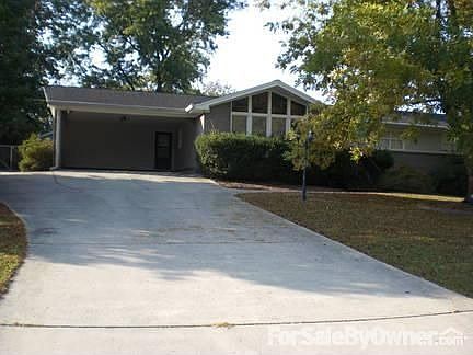 FRONT VIEW : BEAUTIFULLY LANDSCAPED HOME