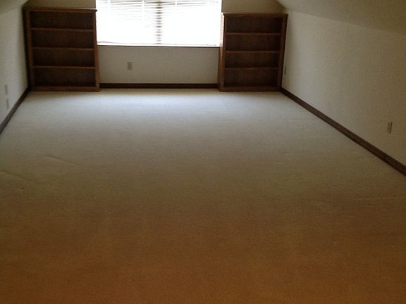 Oversized upstairs gameroom