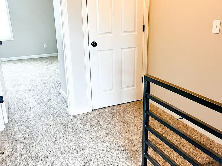 305 Rowand Ct — Photo 11