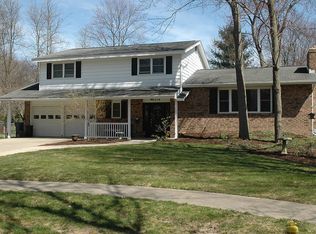 5004 Dale Ct, Midland, MI 48642
