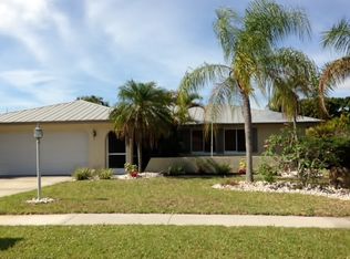 930 Adelphi Ct, Fort Myers, FL 33919