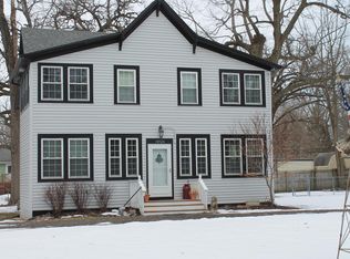 18924 W Roosevelt Rd, Lake Villa, IL 60046