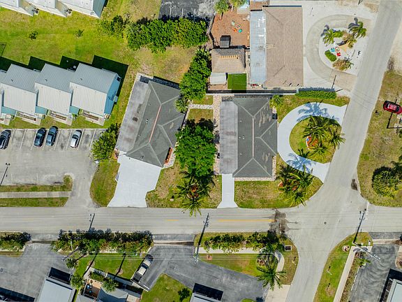 3rd image of 662 Granada Street