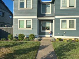 5551 SE Logan Ln, Hillsboro, OR 97123