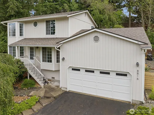 8816 188th Avenue E, Bonney Lake, WA 98391