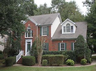 100 Tawny Ridge Ln, Cary, NC 27513