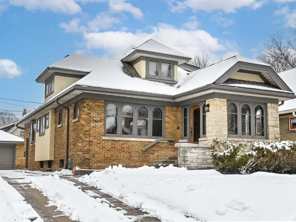 2469 North 62nd STREET, Wauwatosa, WI 53213