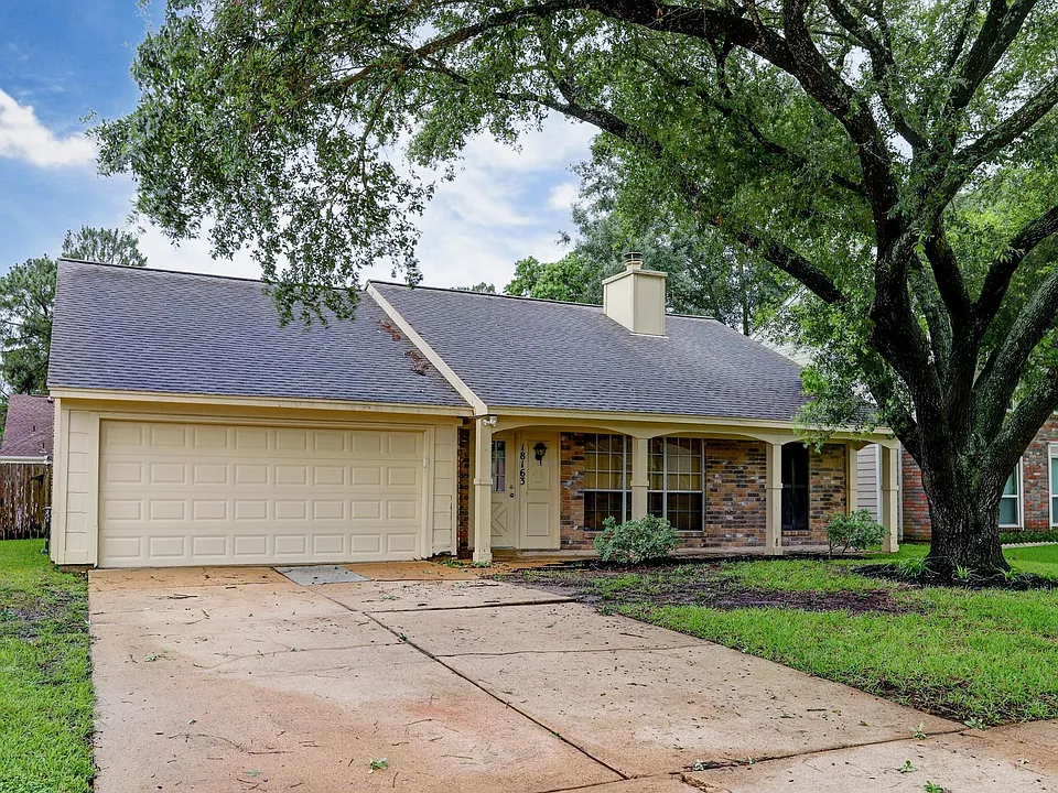 18163 Brooknoll Dr
