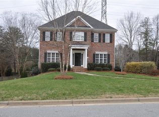 5301 Fairburn Dr, Winston Salem, NC 27106