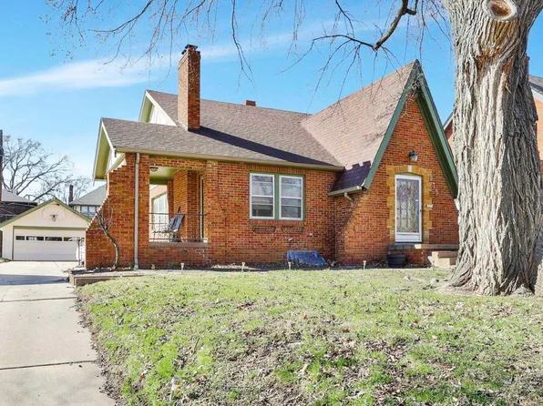 235 N Dellrose St, Wichita, KS 67218