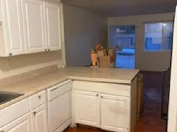 148 General Arnold St NE APT 5, Albuquerque, NM 87123