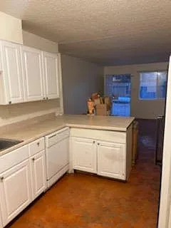 148 General Arnold St NE #5 Photo 1