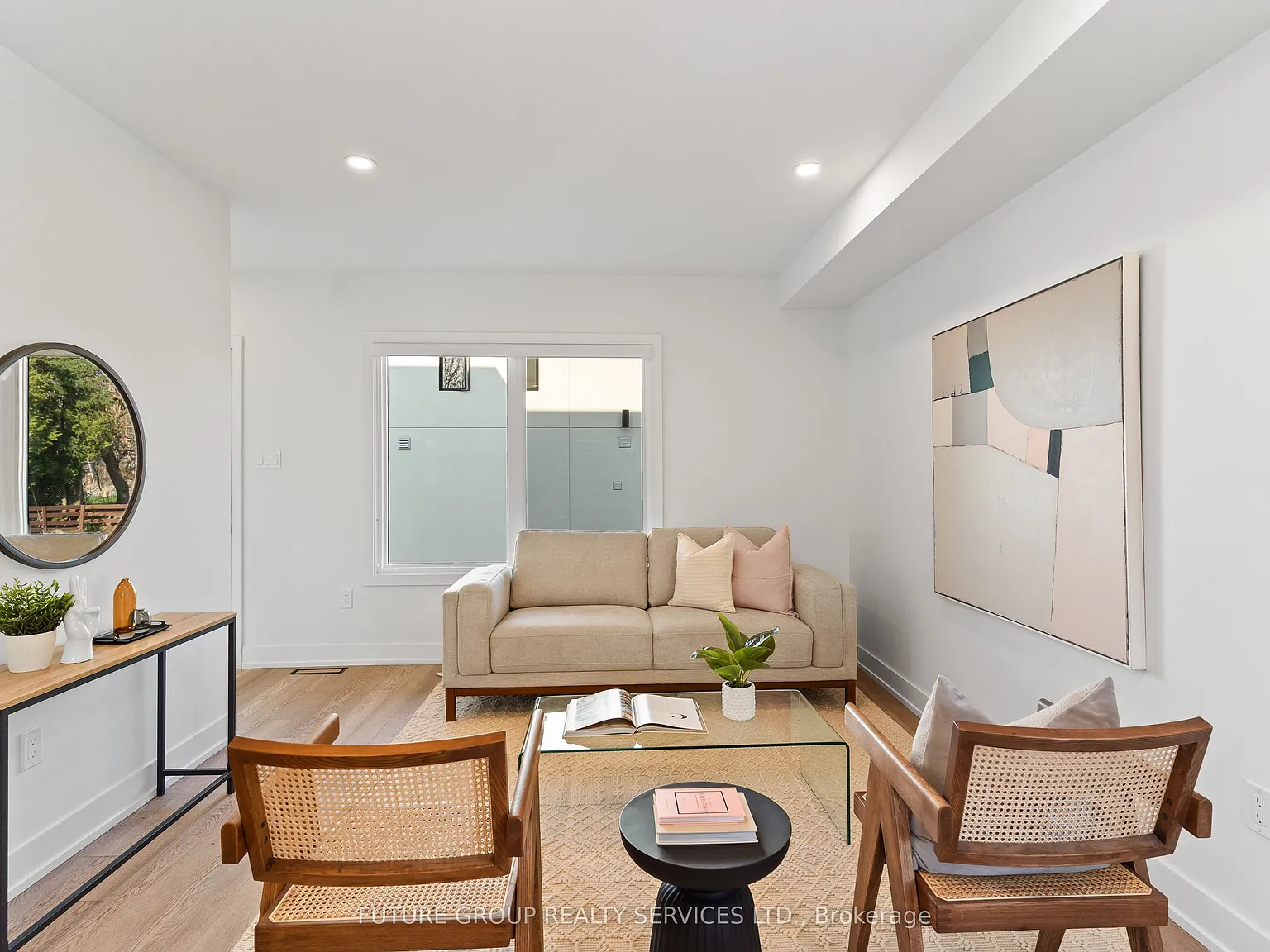 3 bed, $3,495 — Photo 2
