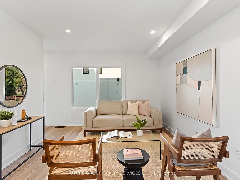 15 Acorn Ave #1 — Photo 2