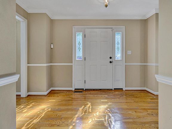 4th image of 4317 Fox Chase Ct