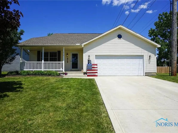 212 Capital Ln, Findlay, OH 45840