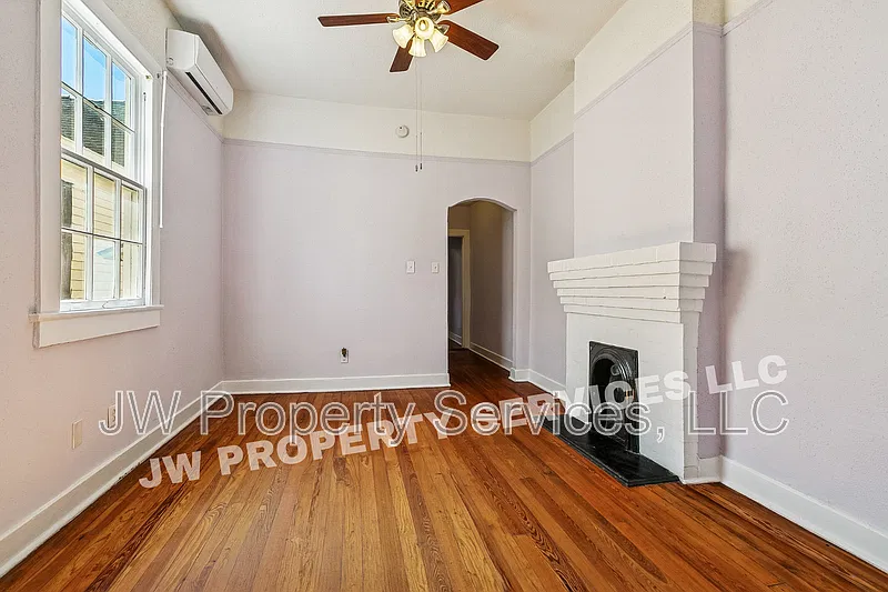 2 bed, 1.0 bath, 640 sqft, $1,350 — Photo 3