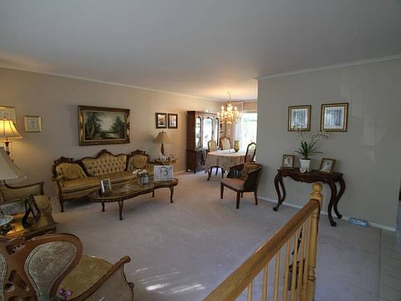 Living Room / Dining Room