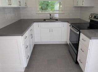 1346 Hopkins St, Berkeley, CA 94702