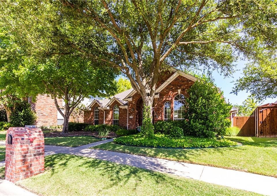 1st image of 3203 Palmtree Dr
