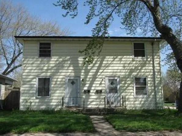 927 E 8th St, Spencer, IA 51301