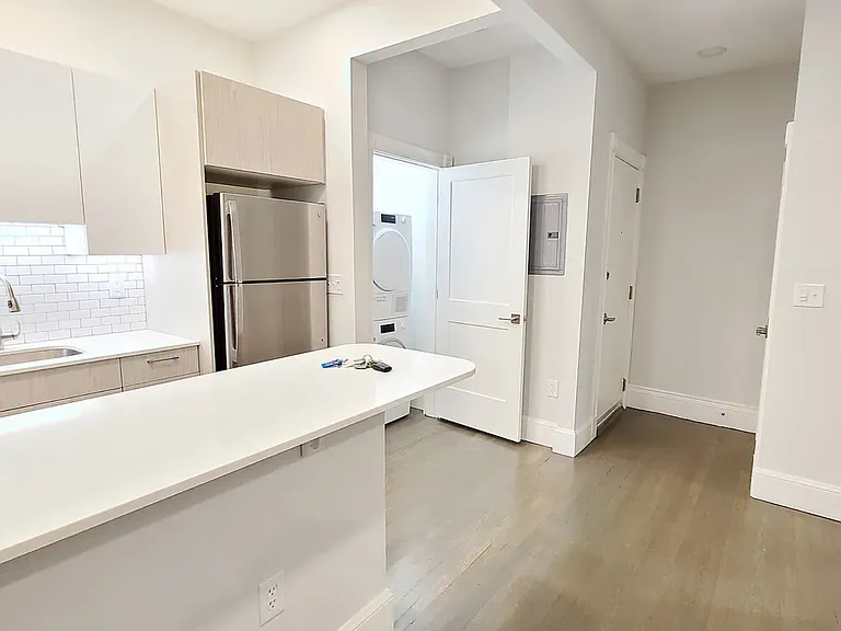 61 Massachusetts Ave #2B — Photo 4