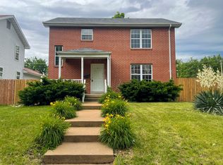 4312 W Belle Pl, Saint Louis, MO 63108