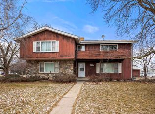 2220 W Charles St, Appleton, WI 54914