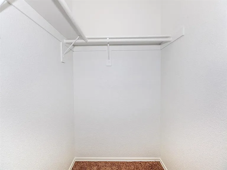 Heritage II Luxury Senior Apts — Photo 43