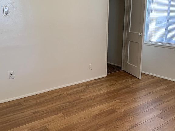 2nd image of 3729 Radnor Ave