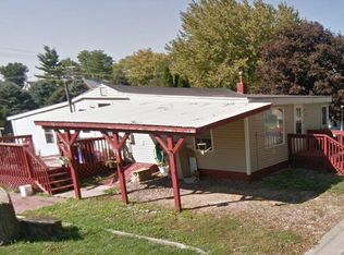 213 N Clinton St, Cuba City, WI 53807