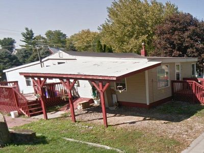 213 N Clinton St, Cuba City, WI, 53807