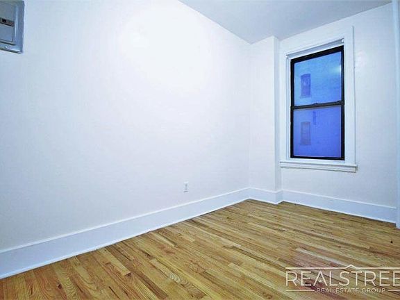 5th image of 85 Eastern Pkwy APT 3