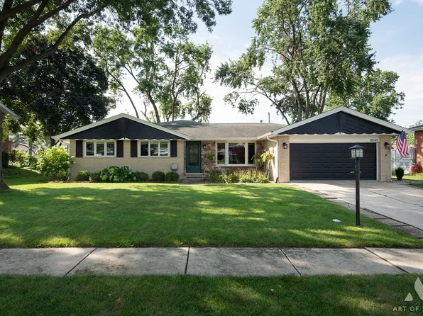 8545 Walnut Ave, Orland Park, IL 60462