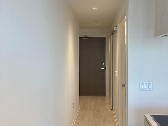4th image of 15 Lower Jarvis St #3109
