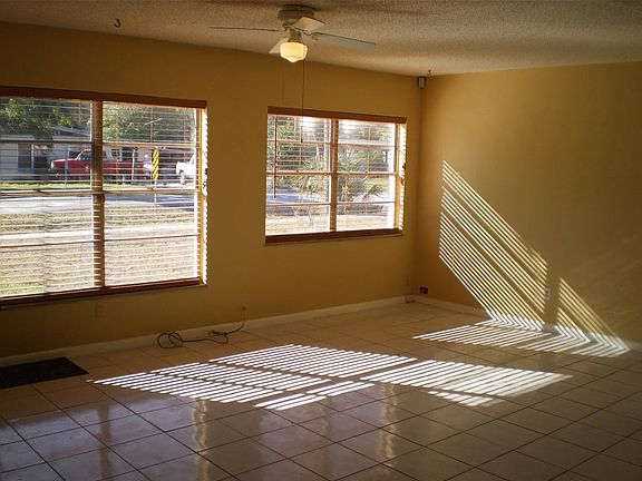 2nd image of 4309 W Gray St