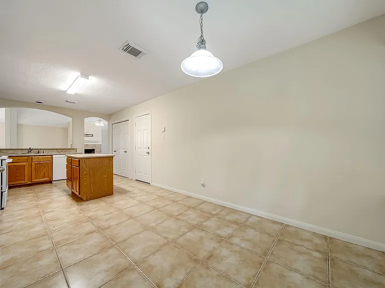 12810 Lake Shore Dr — Photo 12