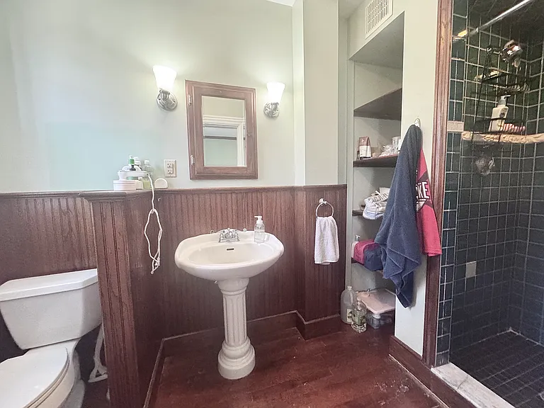 313 Tappan St #2 — Photo 14