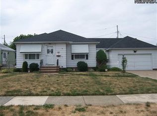 6254 Holburn Rd, Parma, OH 44129