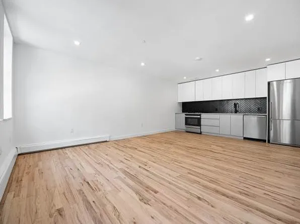 260 Water St APT 2F, Brooklyn, NY 11201
