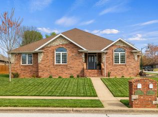 920 S Shuyler Ln, Republic, MO 65738