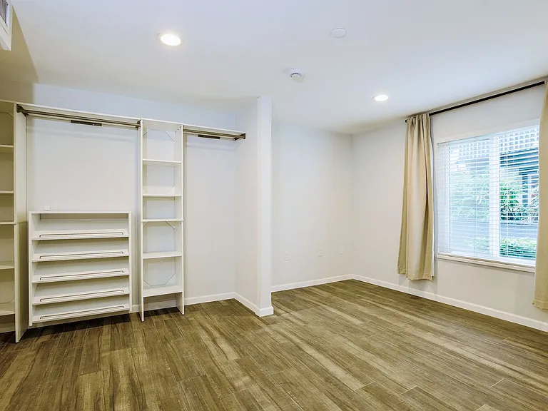 23250 Orange Ave #1 — Photo 7