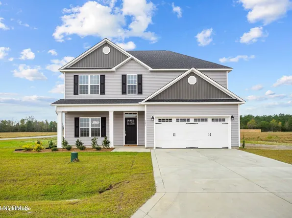 406 W Black Water Lane, Maysville, NC 28555