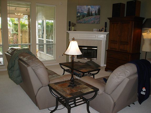 4th image of 8915 Aberdeen Park Dr