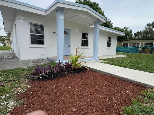 16221 E Bunche Park Dr, Miami Gardens, FL 33054