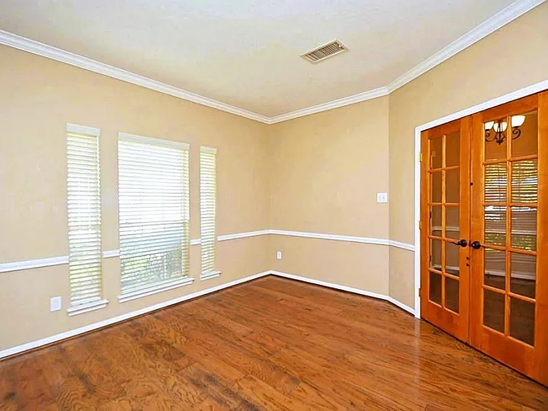 21523 Santa Clara Dr — Photo 6